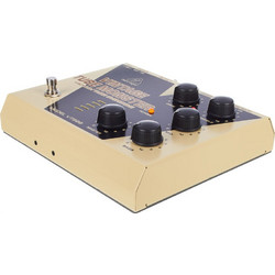 Behringer VT999
