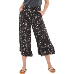 FEMI STORIES BERNI SWEATPANTS BEACH AT NIGHT