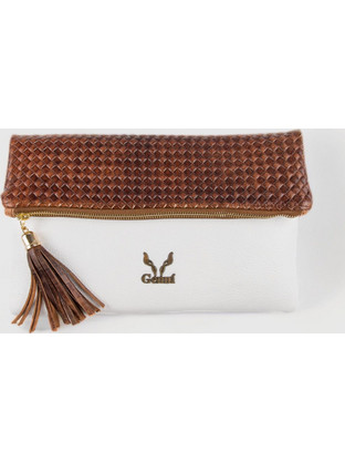 Genui 104 White Tan