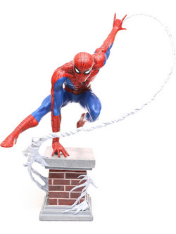 Diamond Select Toys Marvel Amazing Spider-Man 30cm