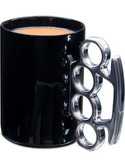 Winkee - Mug - Knuckleduster
