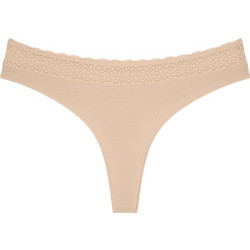 Triumph Feel Of Modal Γυναικείο String με Δαντέλα Μπεζ 10219764-0026