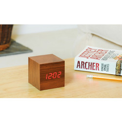 Gingko Κύβος ρολόι Walnut red Led