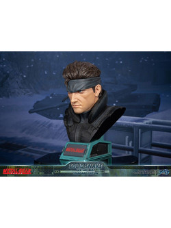 First 4 Figures Metal Gear Solid Snake 56cm