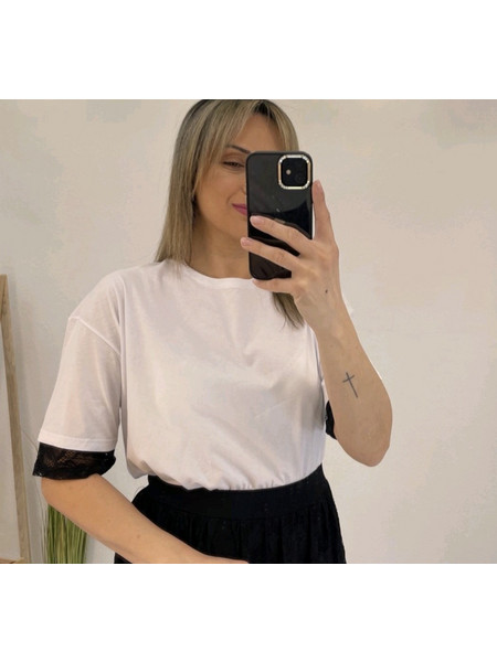 T-Shirt Μπλούζα Μακό με Δαντέλα στο Μανίκι -Λευκό- 31504Δ