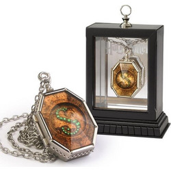 The Noble Collection Harry Potter the Horcrux Locket NN7968