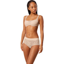 Triumph Body Make-Up Illusion Γυναικείο Μποξεράκι με Δαντέλα Εκρού 10219748-00NZ