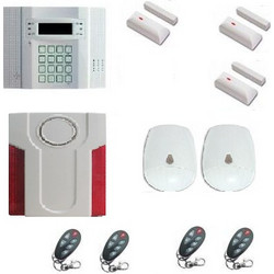 Focus STIV MT-3241 Σύστημα Συναγερμού με 2 Ανιχνευτές Κίνησης, 3 Αισθητήρες Πόρτας, 2 Σειρήνες, 4 Τηλεχειριστήρια, Κέντρο, Πληκτρολόγιο (GSM)
