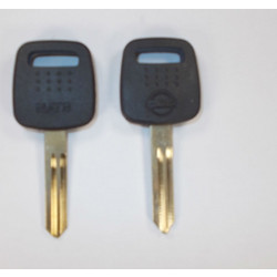 Κενο κλειδι Nissan με θεση για chip και λαμα NSN14