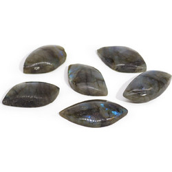 Madagascar Labradorite Leaf Stones (approx 13-20gms 40-50mm)