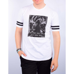 TRESOR T-SHIRT 100%BAMBAKI ΛΑΙΜΟΚΟΨΗ ME ΡΙΓΕΣ ΣΤΑ ΜΑΝΙΚΙΑ&ΣΤΑΜΠΑ ΕΜΠΡΟΣ REGULAR FIT
