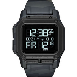 Nixon Regulus Camo Ψηφιακό Ανδρικό Ρολόι Χρονογράφος με Μαύρο Καουτσούκ Λουράκι A1180-3015-00
