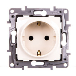 Socket Niloe 2P+E SCH 16A 250V with shutters ivory