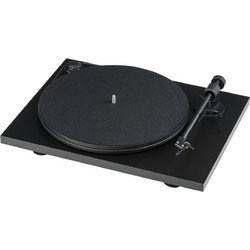 Pro-Ject Primary E Πικάπ με Προενίσχυση Black + Ortofon OM NN