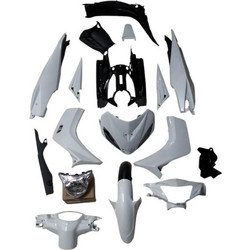 Κουστουμι Yamaha Crypton 135 ασπρο με φαναρι STRONG
