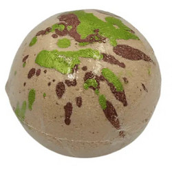 Treat me Well Cherry Bath Bomb 110gr