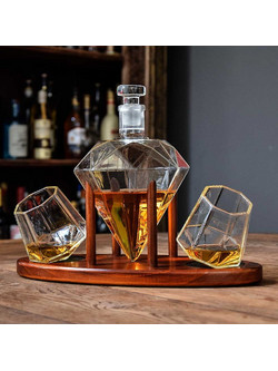 Mikamax - Deluxe Diamond Decanter Set