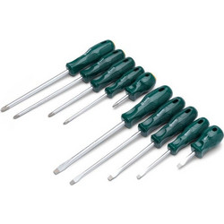 Περιλαμβάνει: 5 Κατσαβίδια χτυπητά Phillips: 1 x 100 mm 2 x 38 mm 2 x 100 mm 2 x 150 mm 3 x 150 mm 5 Κατσαβίδια χτυπητά ίσια: 5 x 75 mm 6 x 38 mm 6 x 100 mm 6 x 150 mm 8 x 150 mm / ST09304ESJ