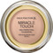 Max Factor Miracle Touch Liquid Illusion 40 Creamy Ivory Compact Foundation 11.5gr