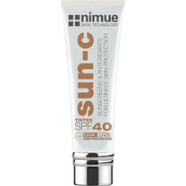 Nimue Sun-C Light Αντηλιακή Κρέμα Προσώπου Κατά των Πανάδων με Χρώμα SPF40 60ml