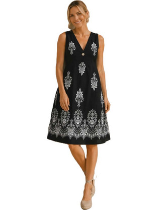 Αέρινο φόρεμα με boho μαύρο print V λαιμόκοψη με χρυσή διακοσμητική τόκα και πλαϊνές τσέπες (ΚΩΔ.ROL74)