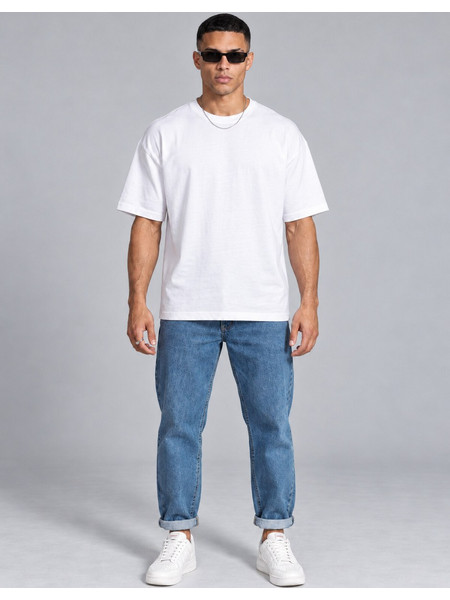 TOTAL LOOK: T-shirt oversized Dirty 40 Λευκό + Παντελόνι Τζιν Denis | Liberta D'arte