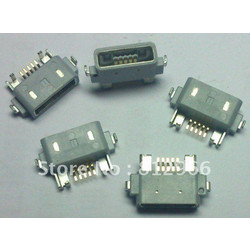 Sony Ericsson Xperia Arc S / X12 LT15i LT18i - Micro USB Connector Plug