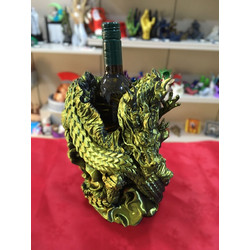 Dragon's Embrace Wine Holder (Black-Gold)
