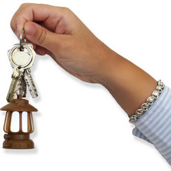 Winkee - Keyring Mini Lantern - Compact and lightweight