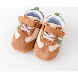 Childrenland Βρεφικά Sneakers Αγκαλιάς Καφέ D3141