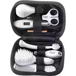 Tommee Tippee Closer To Nature Σετ Περιποίησης Μωρού Μαύρο Λευκό με Θήκη 9τμχ 42301240
