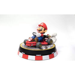 First 4 Figures Mario Kart Super Mario Collector's Edition 22cm