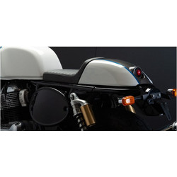 C-Racer σετ πλαϊνές βάσεις αριθμών για μοτοσυκλέτα Royal Enfield: 18-21 Interceptor 650, 18-21 Continental GT 650 σε μαύρο μάτ | C-Racer, side number plates. Matte black