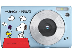 Yashica Peanuts Blue Sky