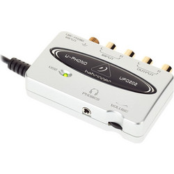 Behringer U-Phono UFO202