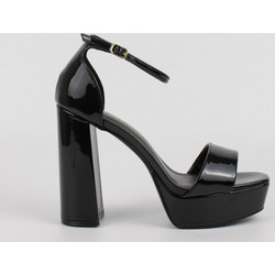 Steve Madden Omega Γυναικεία Πέδιλα Λουστρίνι Μαύρα με Χοντρό Ψηλό Τακούνι και Φιάπα MG11000382-018