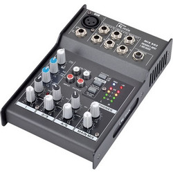 Behringer Xenyx 502S