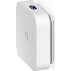 Ubiquiti UACC-FM, Sleek magnetic wall mount for UniFi Express and Gateway Lite