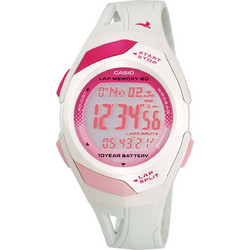 Casio Sport Ψηφιακό Γυναικείο Ρολόι Χρονογράφος με Λευκό Καουτσούκ Λουράκι STR-300-7EG
