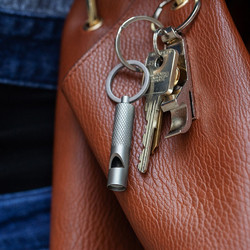 Kikkerland - Mini Keyring Whistle - 1 x 2.75 x 0.25 inches