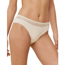 Triumph Feel of Modal Γυναικείο Slip με Δαντέλα Εκρού 10214403-6720