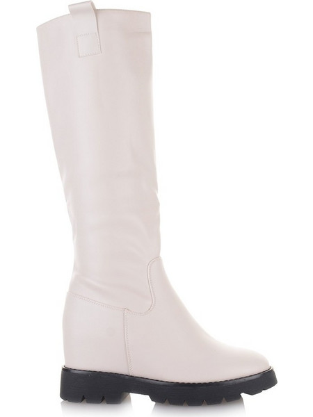 Γυναικείες ψηλές μπότες σε λευκό χρώμα