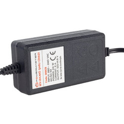 POWERMASTER PM-12200 BATTERY CHARGER 12V/2A