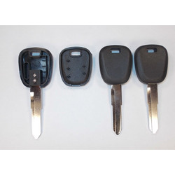Κενο κλειδι Suzuki με θεση για chip και λαμα HU133