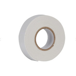 KINZO Αυτοκόλλητη Ταινία Διπλής Όψης 2,3 m x 19 mm, Λευκή 79353
