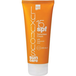 Intermed Luxurious Sun Care Αντηλιακή Κρέμα Σώματος Αντιγηραντική SPF15 200ml