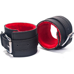 Devil Sticks Leather Χειροπέδες Μαύρες Κόκκινες