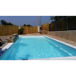 Πολυεστερική πισίνα (fiberglass) διαστάσεων 6.70x3.00 μέτρων
