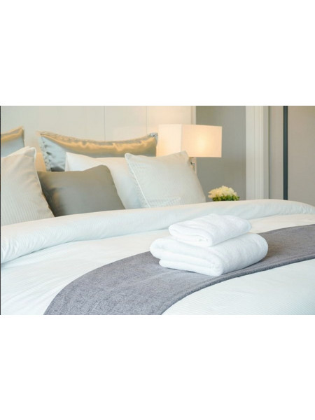 Παπλωματοθήκη Ξενοδοχείου υπέρδιπλη Lux CVC 50% Cot -50% Pol 144 κλωστ΄ών Λευκό 220x240
