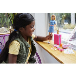 Barbie Dreamhouse Adventures - Κούκλα Έτοιμη για Ταξίδι